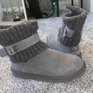 Short UGGs